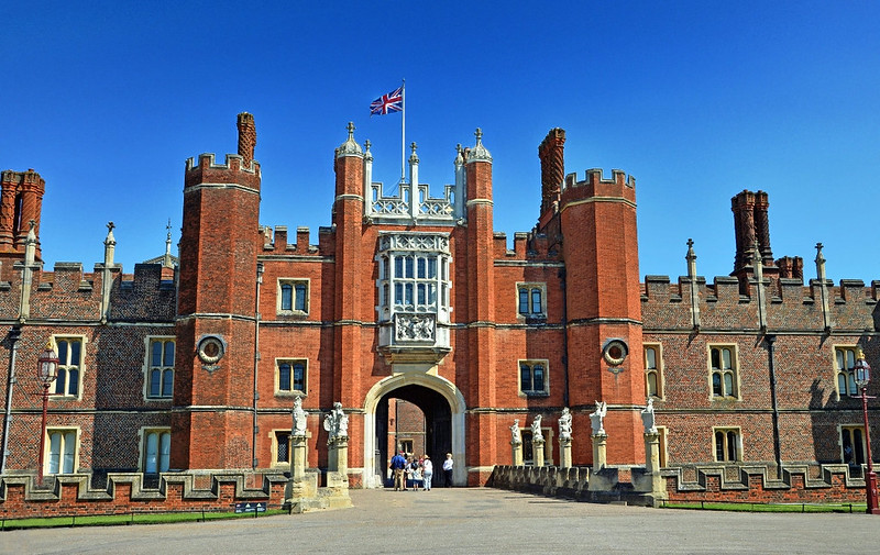 Hampton Court main entrance or 'Great Gate'. Credit Duncan Harris