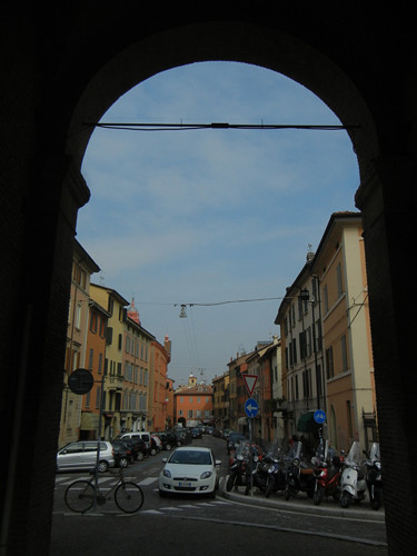 DSCN4625 _ Old city gate Porta Castigione, Bologna, 18 October