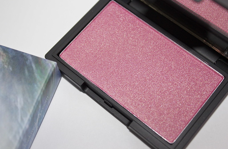 sleek mirrored pink blush