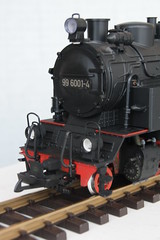Model narrow gauge trains