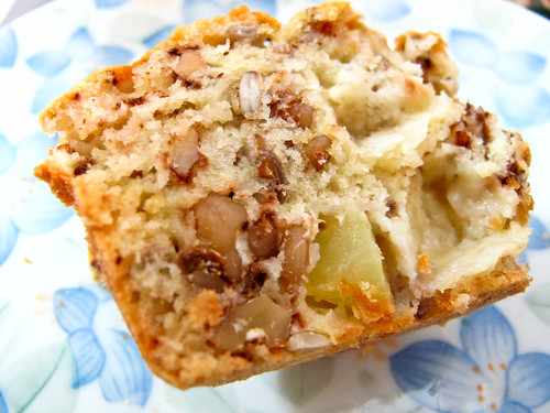 IMG_0309 Apple walnut muffin