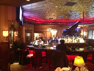 Piano in middle of bar. Second seen today. Cincinnati: y'all so crazy!