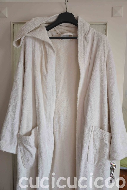 bathrobe makeover: boring white before