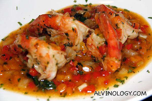 Sauteed de-shell prawns with capsicum and fresh herbs 