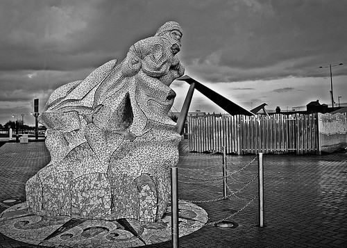 Cardiff Bay Statue bw by birbee