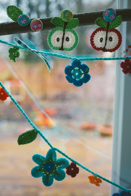 crochet flower garland