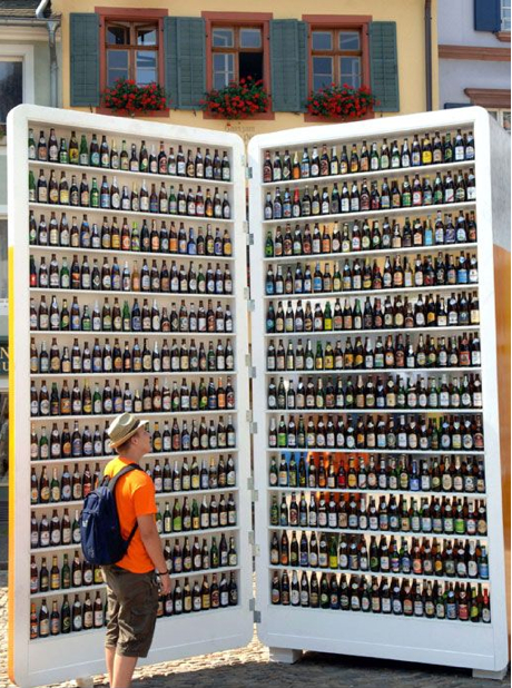 giant-beer-refrigerator