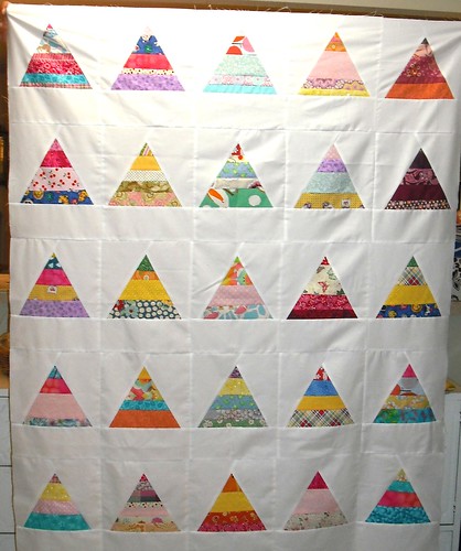 string triangle girl's quilt