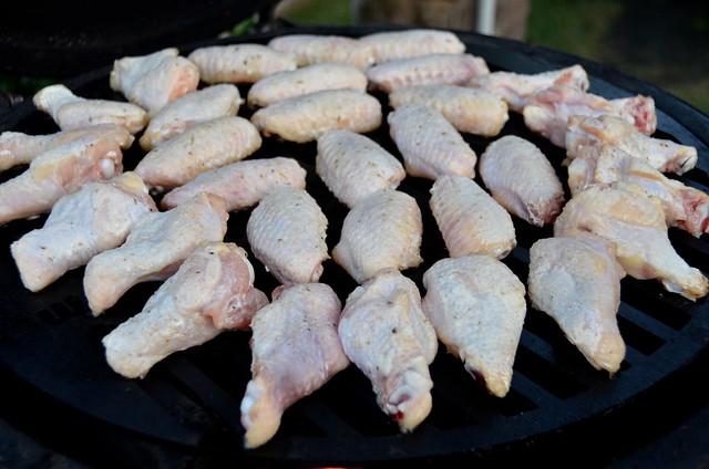 Wings on the Big Green Egg