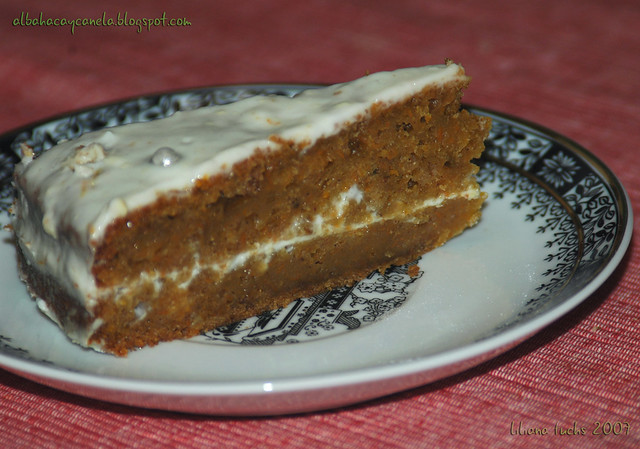 carrot frosting cake2