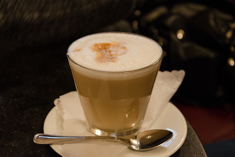 Cafe Hegelhof - coffee latte