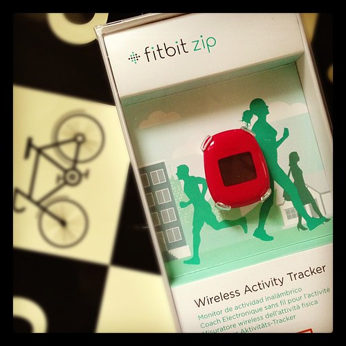 Bonus fitbit! I love this uber pedometer, & this one's destined for one lucky @smarterfitter reader. Thanks @fitbituk!