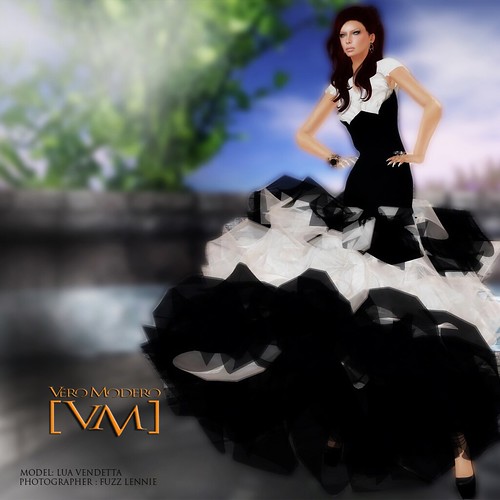 [VM] VERO MODERO _ Kaleidoscope BW Dress