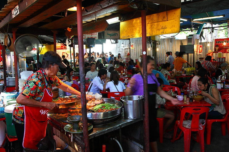 Chatuchak Jatujak Market Bangkok Food-Stalls