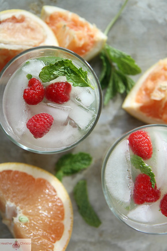 Grapefruit Mint Vodka Cocktail