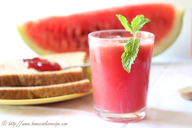 Watermelon juice served with pudhina