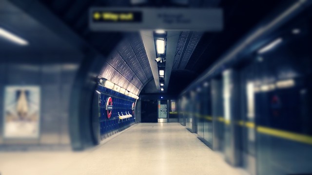 London Bridge, 12:32 #EmptyUnderground