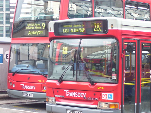 Transdev/London United VLE8 (9) and DP30 (283)