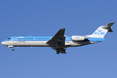 KLM cityhopper Fokker 100 PH-OFO GRO 01/11/2012