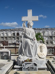 2013-01-cuba-056-cienfuegos-cementerio la reina