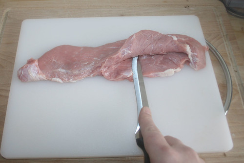 16 - Kalbsfleisch mit Schmetterlingsschnitt schneiden / Cut bag in veal