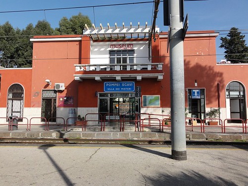 Pompei Scavi train station
