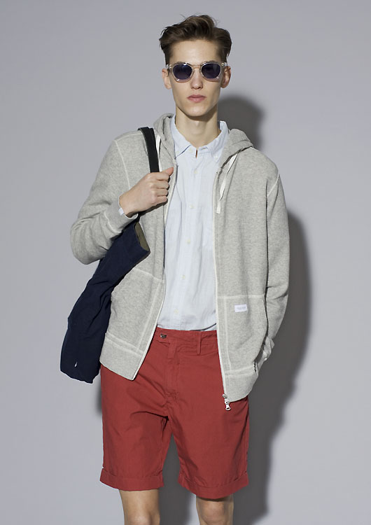 Kristoffer Hasslevall0008_DELUXE SS13(HOUYHNHNM)