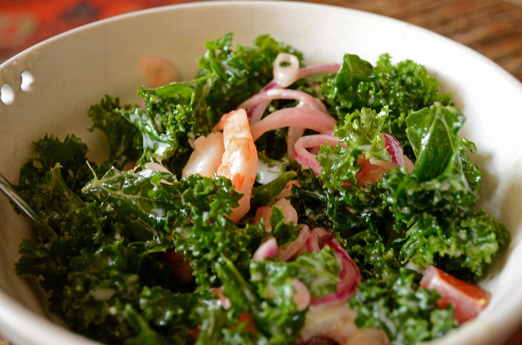 Kale shrimp salad