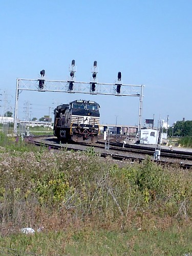 Eastbound Norfolk Southern light engine movement approaching Hayford Junction.  Chicago Illinois.  July 2007. by Eddie from Chicago