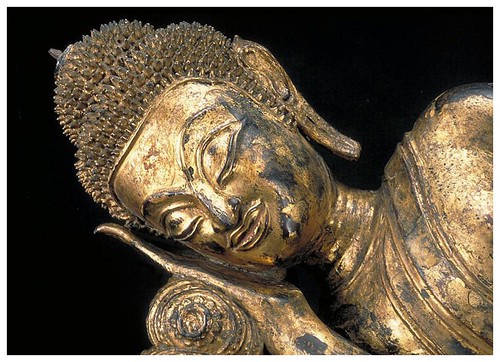 013b-Buda Reclinado-1600-1700-detalle-Tailandia-Copyright © 2011 Asian Art Museum