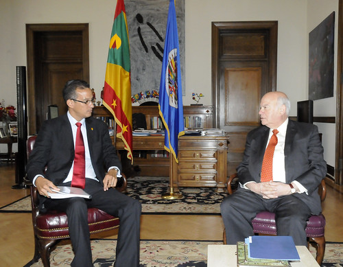Secretario General de la OEA recibió al Canciller de Grenada
