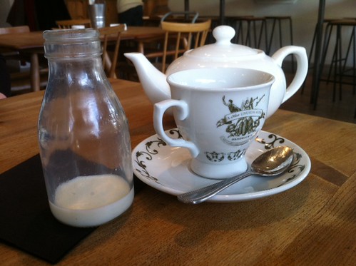 Milk jug. by benparkuk
