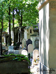 Cemeteries / Cimetières...