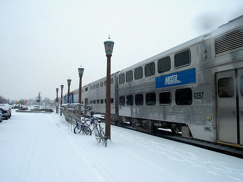 Westbound Metra commuter train.  Elmhurst Illinois.  February 2007. by Eddie from Chicago