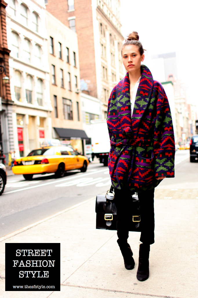 oversized, tribal print, shawl, coat, bright color, satchel, new york fashion blog, thesfstyle, street fasion style, 