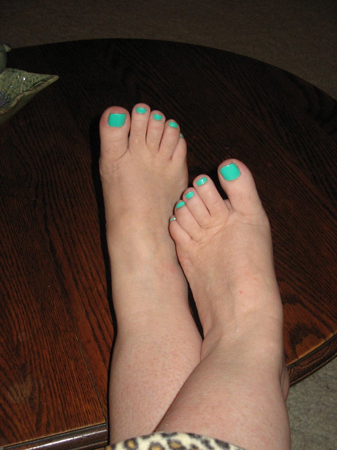 Carol's Toes painted 01
