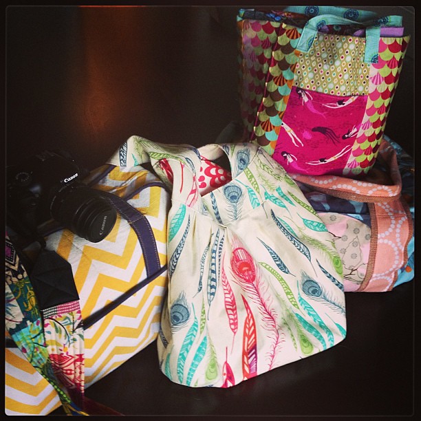 Now THIS is how you travel handmade! A Weekender, a Birdie Sling, a duffel, and a Jane Market tote! #thestashbash