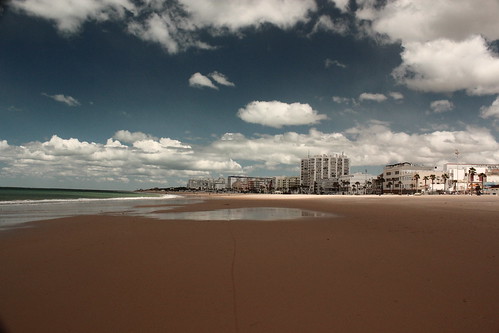 Playa by Pedro Almendro
