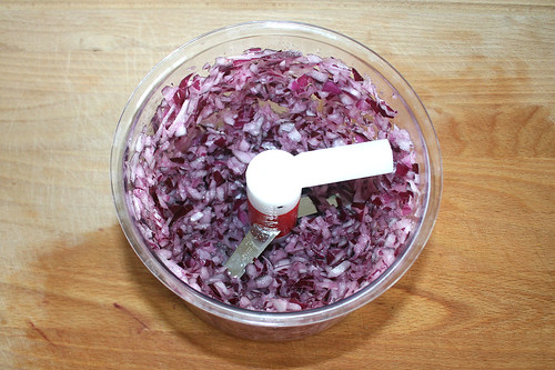 17 - Zwiebel zerkleinern / Mince onion