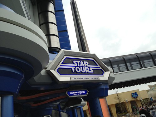 Star Tours: The Adventures Continue at Tokyo Disneyland