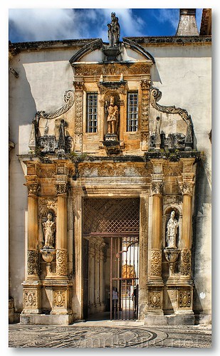 Porta Férrea da Universidade de Coimbra by VRfoto