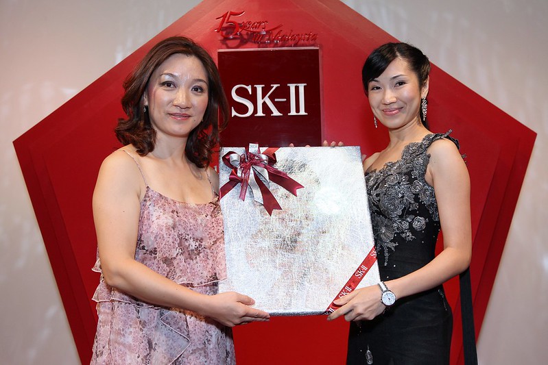 Special performance by SK-II Malaysia brand ambassador Fauziah Latiff.jpg
