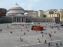 Napoli Arte - Piazza Plebiscito 2004 - Richard Serra