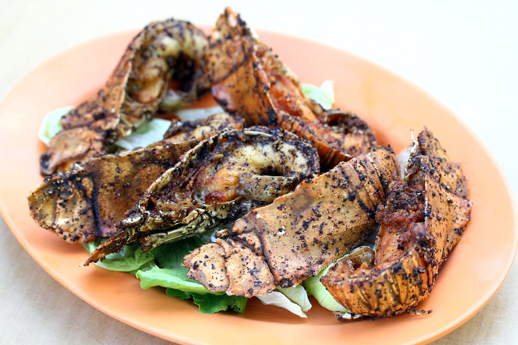 Guide to Jalan Besar & Lavender: Lai Huat Sambal Fish's Black Pepper Crayfish