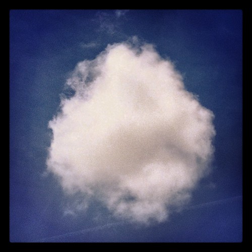 cloud by Nature Morte