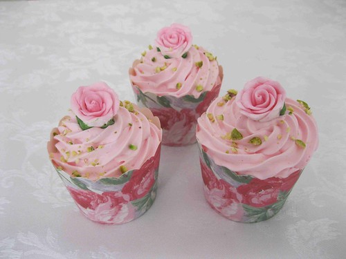 Pistachio rose cupcakes