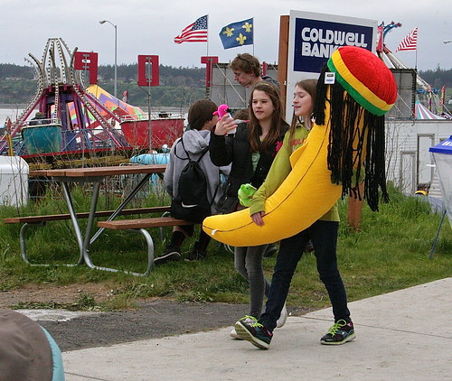 Hey, did you hear about that schmuck that lost $2600 at a carnival and only ended up with one of these dreadlock bananas?