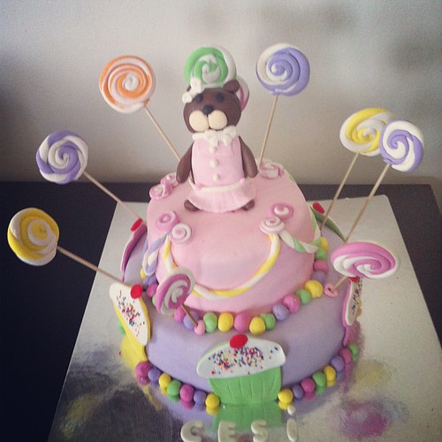 #lollipopcake#cupcake#birthdaycake#sugarpaste #sekerhamurlupastalar by l'atelier de ronitte