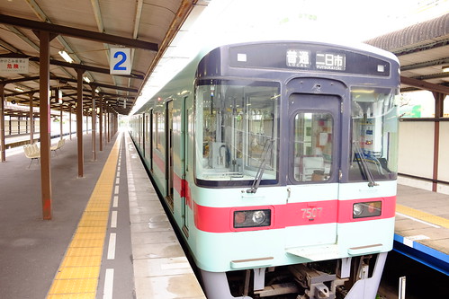 Dazaifu train