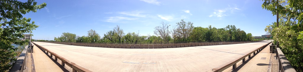 Panorama: Completely Empty Theodore Roosevelt Bridge